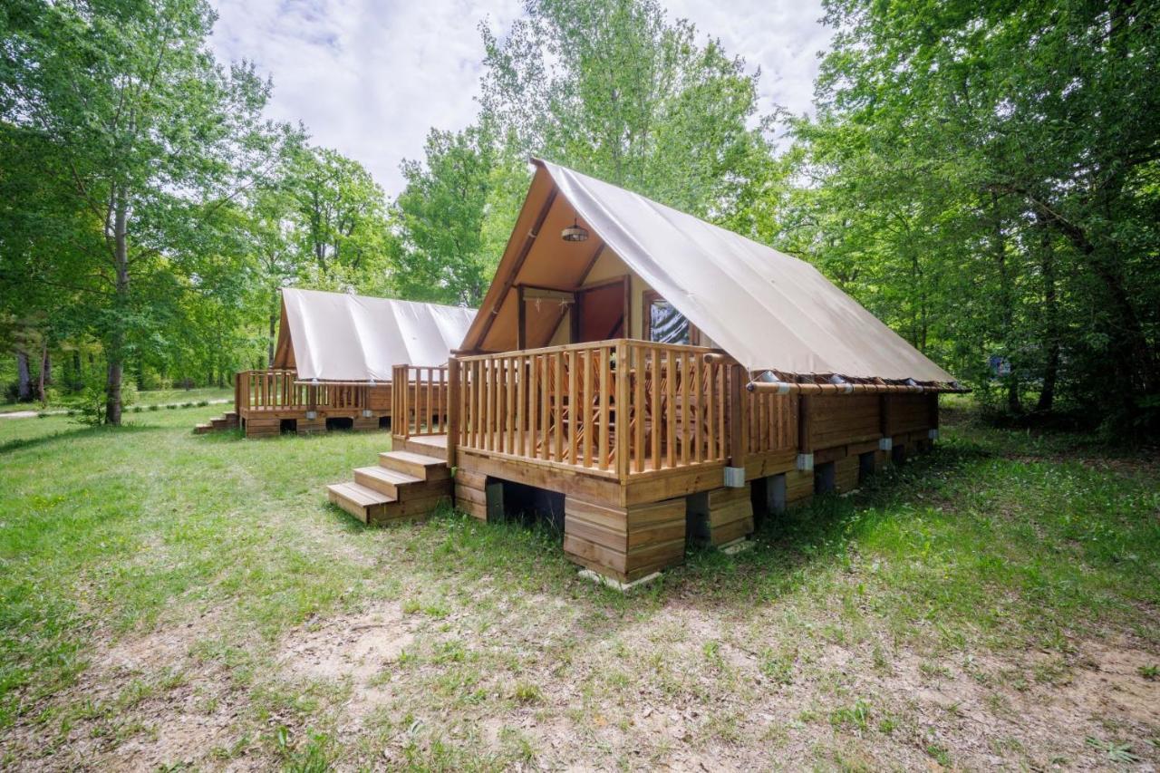 La Clairiere - Ecolieu De Vacances Lamothe-Fenelon Exterior foto