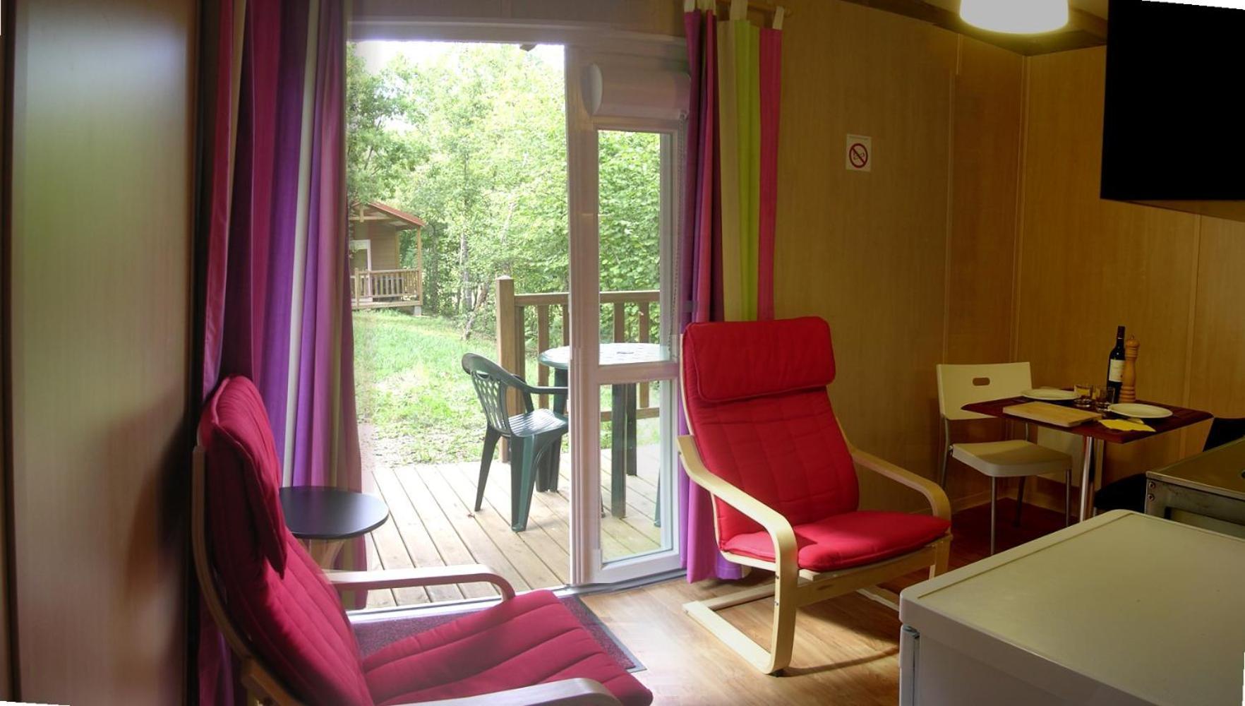 La Clairiere - Ecolieu De Vacances Lamothe-Fenelon Cameră foto